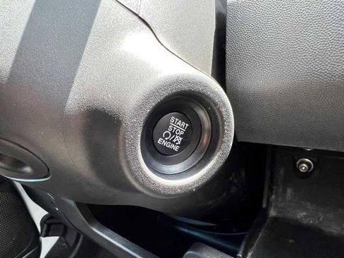 Used 2023 RAM ProMaster 2500 image 19