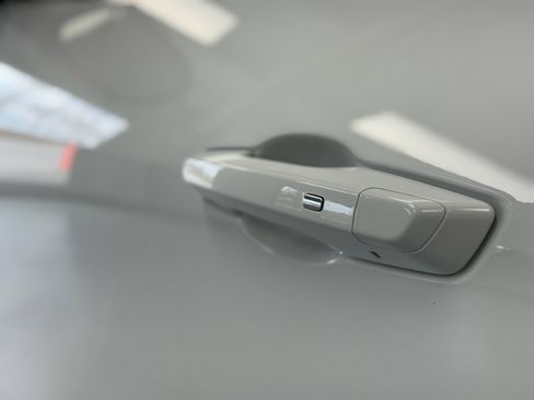 Used 2026 Buick Enclave Preferred image 12