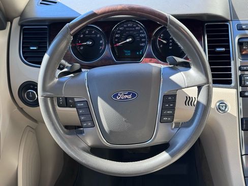 Used 2010 Ford Taurus Limited image 15