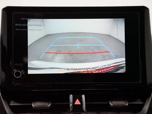 Used 2025 Toyota Corolla LE FWD image 19