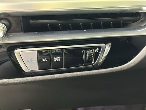 Used 2024 Cadillac Lyriq Sport AWD/4WD image 19