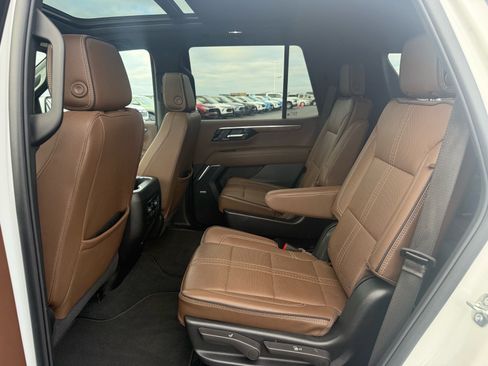 Used 2025 Chevrolet Tahoe High Country w/ Sun And Tow Package image 14