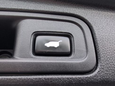 Used 2017 Honda Pilot Touring image 37