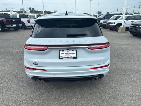 New 2026 Lincoln Corsair Premiere FWD image 4