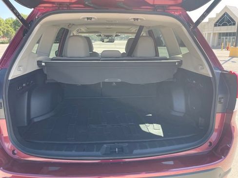 Used 2023 Subaru Forester Limited AWD/4WD image 16
