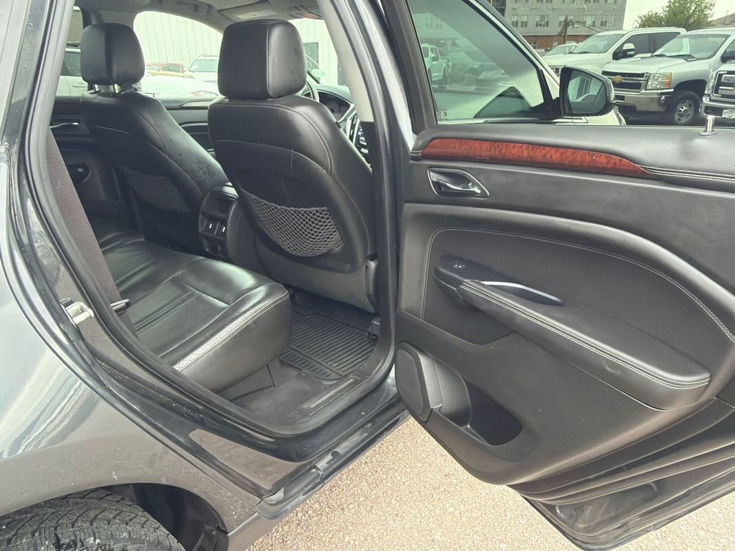 Used 2016 Cadillac SRX Performance w/ Driver Awareness Package AWD/4WD image 14