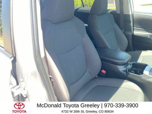 Certified 2025 Toyota RAV4 LE AWD/4WD image 23