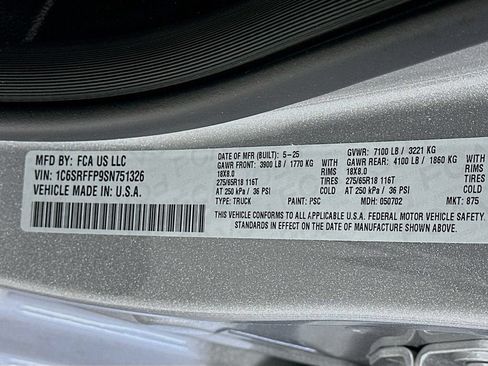 Used 2025 RAM 1500 Big Horn AWD/4WD image 36