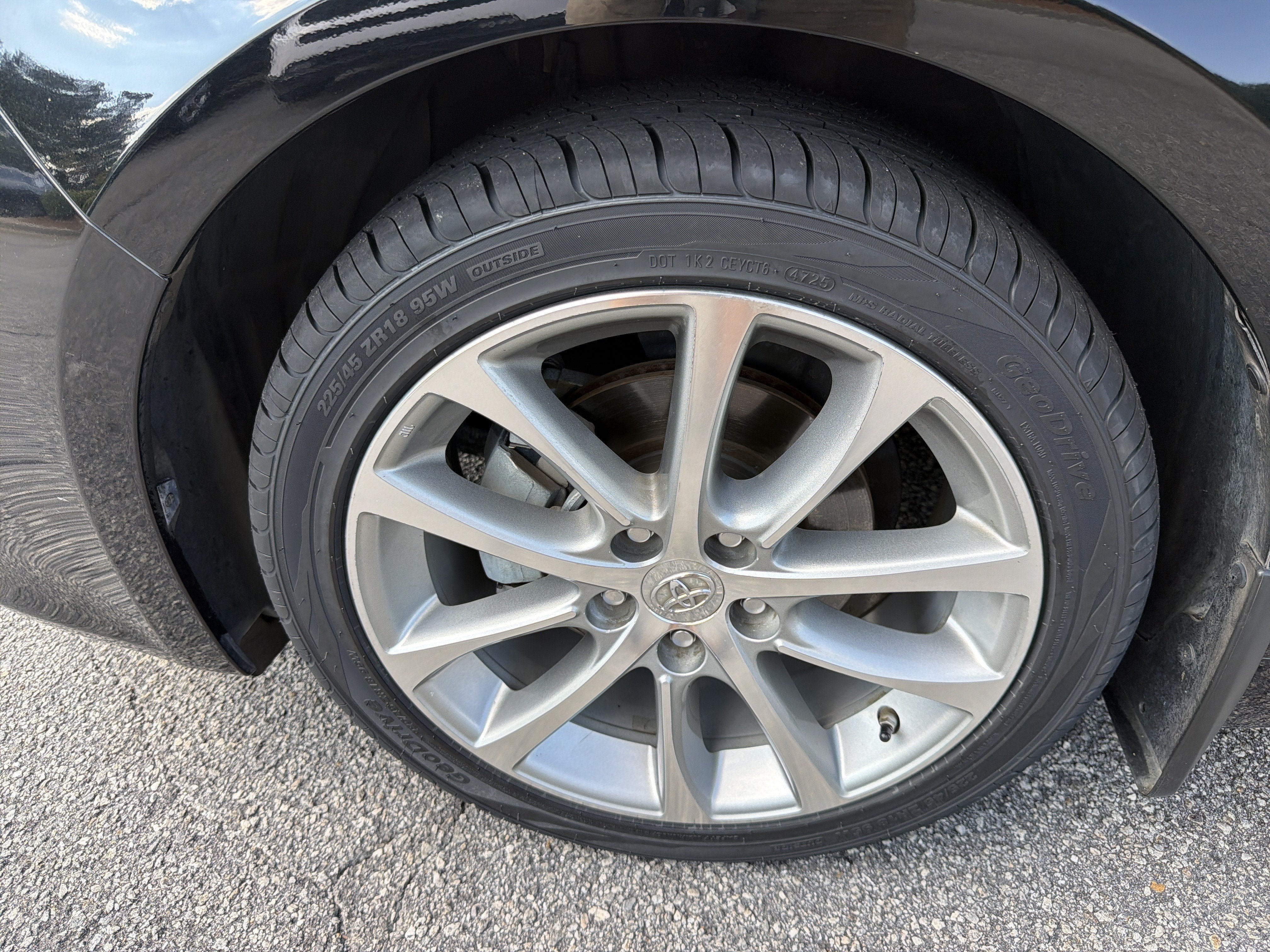 Used 2014 Toyota Avalon XLE Touring FWD image 19