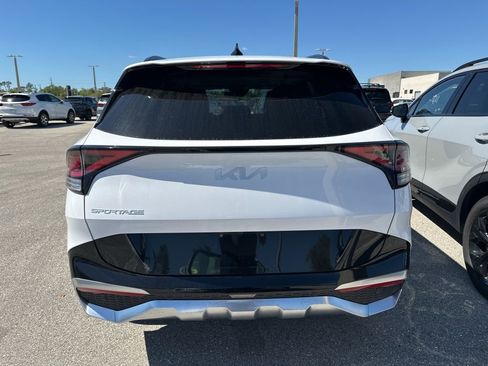 Certified 2023 Kia Sportage SX image 6