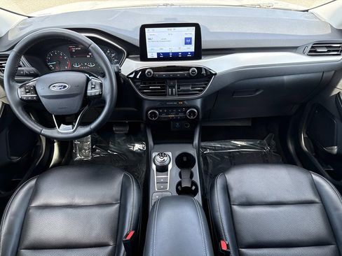 Used 2022 Ford Escape SEL image 19