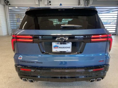 New 2026 Chevrolet Traverse RS w/ LPO, Floor Liner Package AWD/4WD image 6