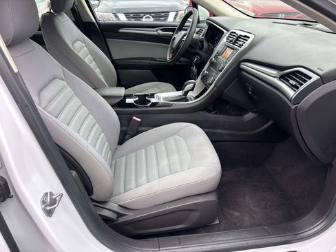 Used 2014 Ford Fusion S image 14