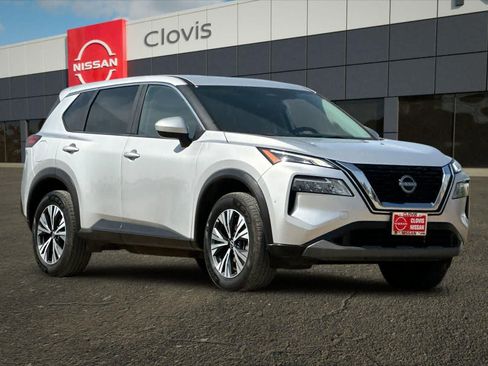 Used 2023 Nissan Rogue SV AWD/4WD image 10