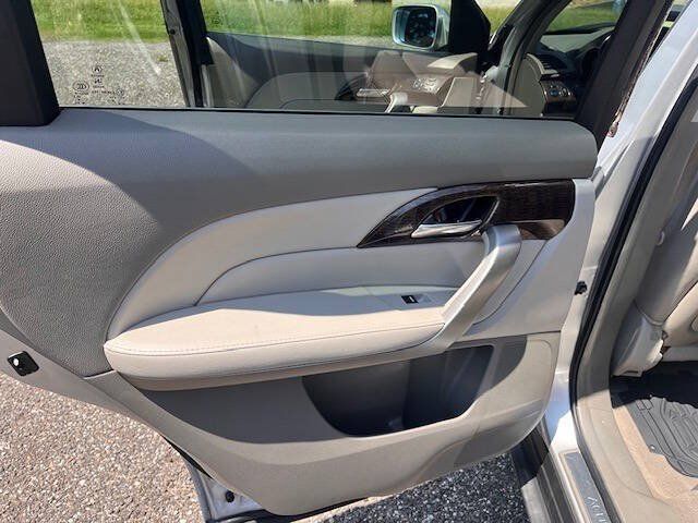 Used 2012 Acura MDX w/ Technology Package AWD/4WD image 21