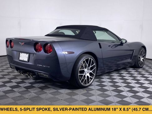 Used 2009 Chevrolet Corvette Convertible w/ Preferred Equipment Group RWD image 17