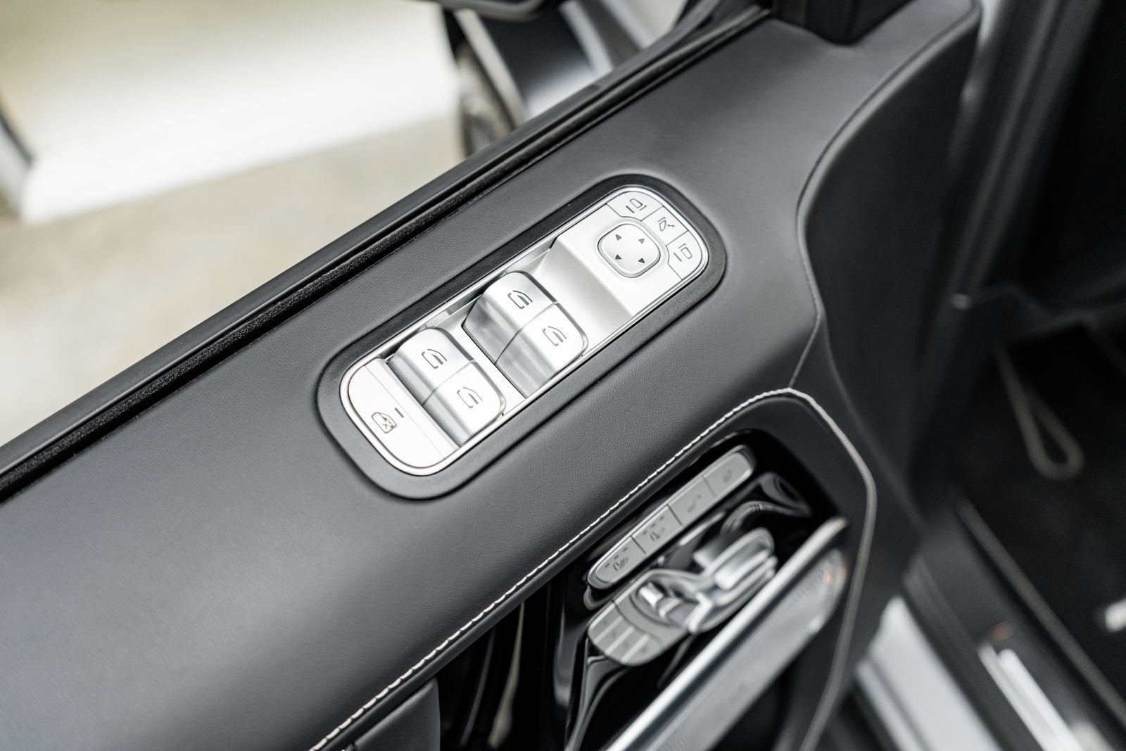 Used 2025 Mercedes-Benz G 63 AMG 4MATIC image 24