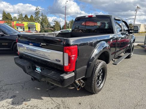 Used 2018 Ford F350 Platinum w/ Platinum Ultimate Package image 8