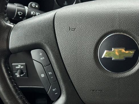 Certified 2023 Chevrolet Express 3500 Extended w/ Driver Convenience Package image 27