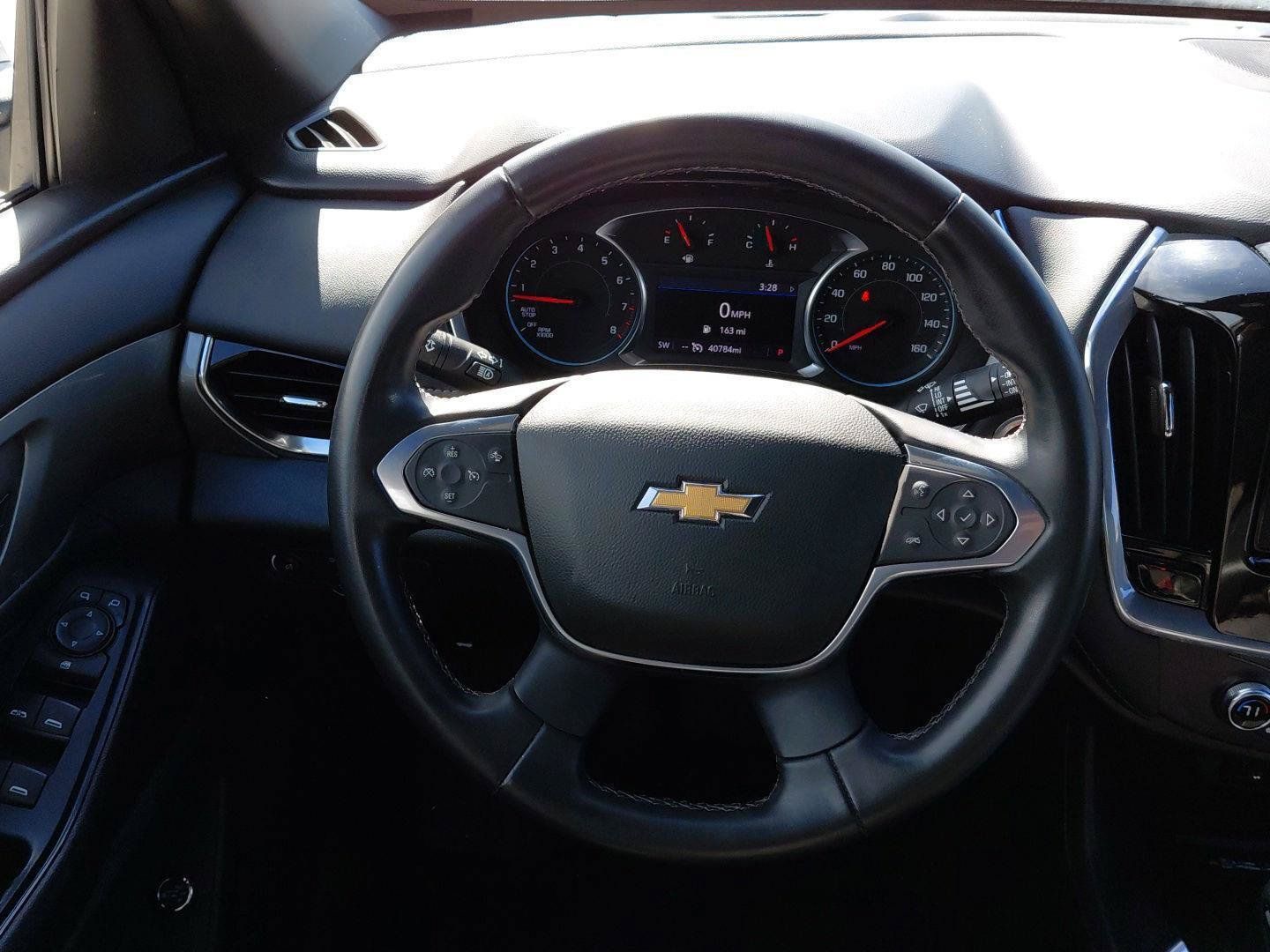 Used 2023 Chevrolet Traverse LT w/ Rear Camera Mirror Package AWD/4WD image 41