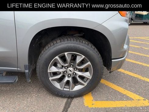 Used 2023 Chevrolet Silverado 1500 Custom AWD/4WD image 9