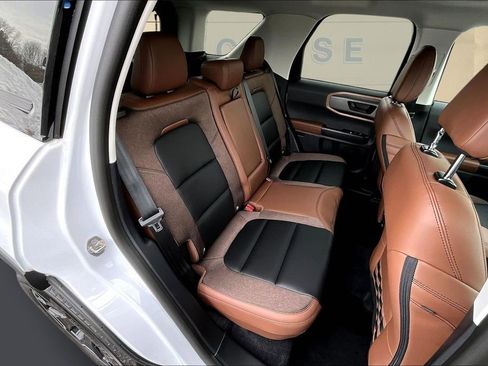 New 2025 Ford Bronco Sport Outer Banks w/ Outer Banks Tech Package+ image 10