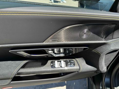 New 2025 Mercedes-Benz SL 63 AMG S e Performance 4MATIC image 13