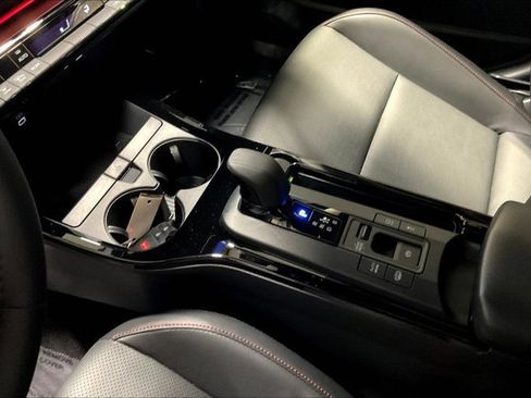 New 2026 Toyota Prius Plug-In Hybrid image 8