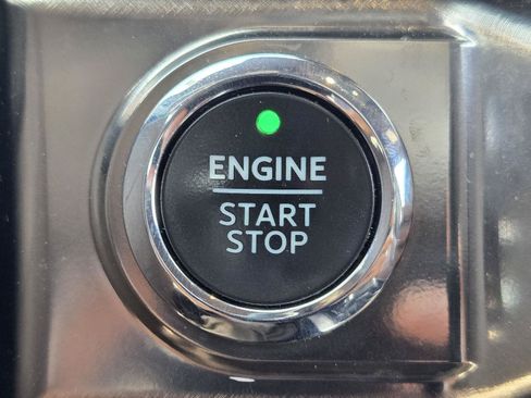 Used 2021 Ford F150 King Ranch w/ Equipment Group 601A High AWD/4WD image 17
