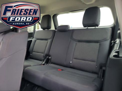 Used 2025 Ford Expedition Max Active AWD/4WD image 27