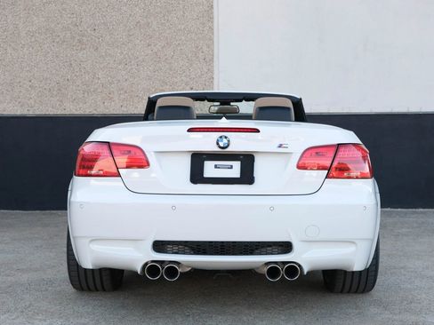 Used 2013 BMW M3 Convertible RWD image 16