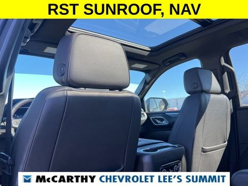Used 2022 Chevrolet Suburban RST w/ Luxury Package image 49