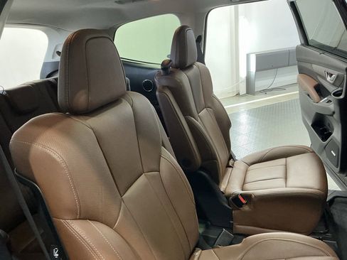 Used 2023 Subaru Ascent Touring image 30