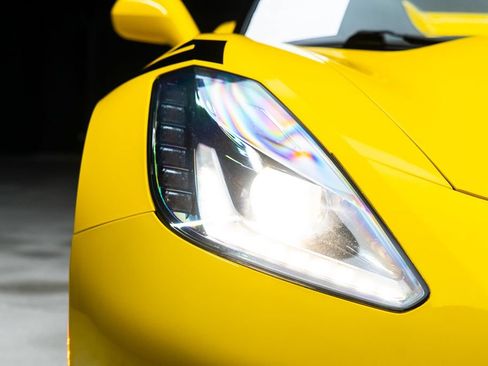Used 2015 Chevrolet Corvette Stingray Convertible w/ 3LT Preferred Equipment Group RWD image 5