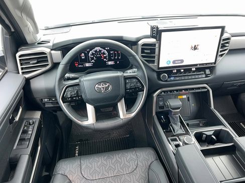 Used 2024 Toyota Tundra Limited AWD/4WD image 14