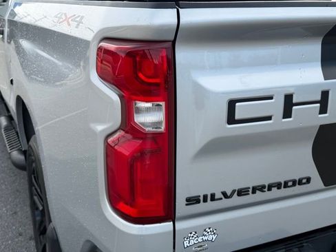 Certified 2022 Chevrolet Silverado 1500 Custom w/ Rally Edition image 22