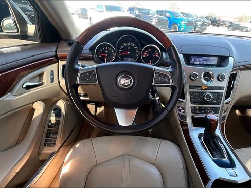 Used 2011 Cadillac CTS Luxury image 5