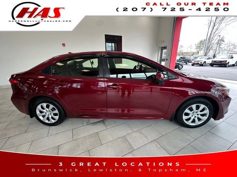 Used 2022 Toyota Corolla LE image 6