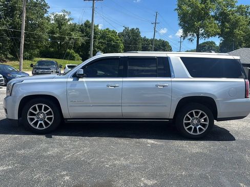 Used 2017 GMC Yukon XL Denali w/ Open Road Package AWD/4WD image 2