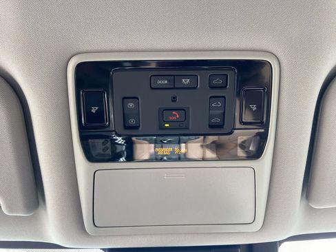 Used 2026 Toyota Grand Highlander AWD image 22