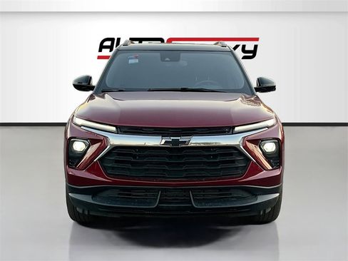 Used 2025 Chevrolet TrailBlazer RS w/ Driver Confidence Package image 2