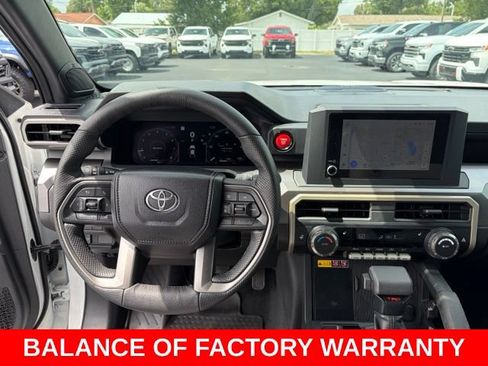 Used 2025 Toyota Tacoma TRD Off-Road w/ TRD Off Road Upgrade Package AWD/4WD image 17