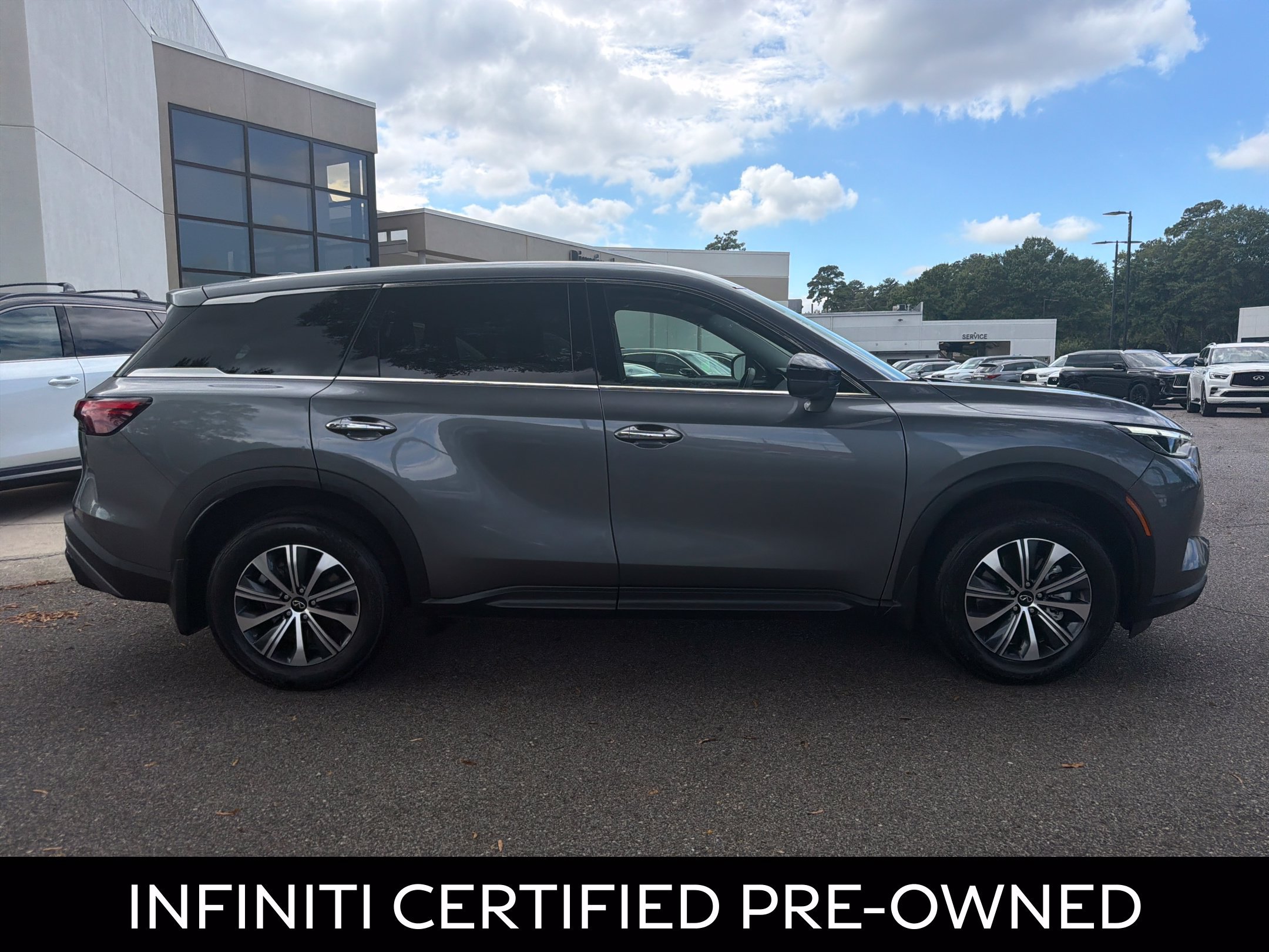 Certified 2025 INFINITI QX60 Pure AWD/4WD image 13