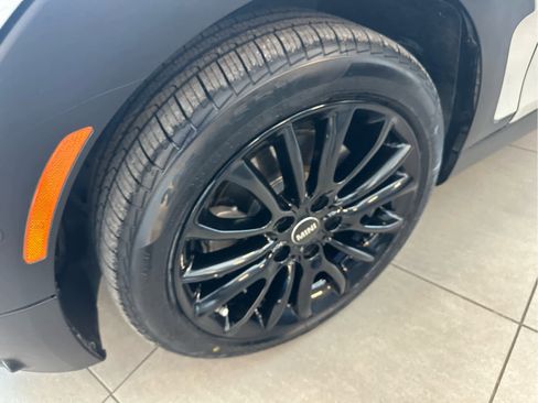 Used 2023 MINI Cooper Clubman S image 26