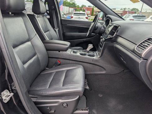 Used 2021 Jeep Grand Cherokee Limited AWD/4WD image 11