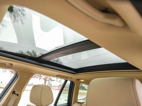 Used 2016 BMW X3 xDrive28i w/ Premium Package image 5