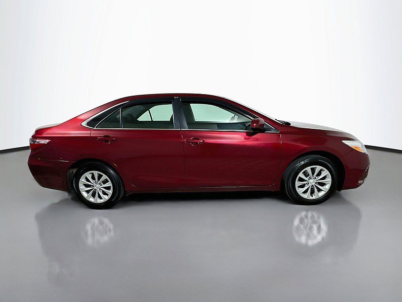 Used 2017 Toyota Camry LE FWD image 8