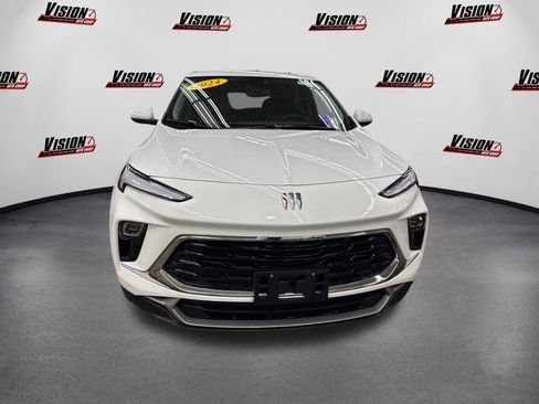 Used 2024 Buick Encore GX Preferred w/ Comfort Package image 2