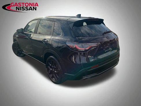 Used 2023 Honda HR-V Sport image 11