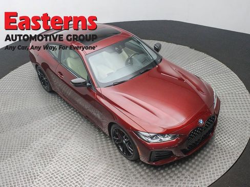 Used 2023 BMW M440i Coupe w/ Premium Package RWD image 3